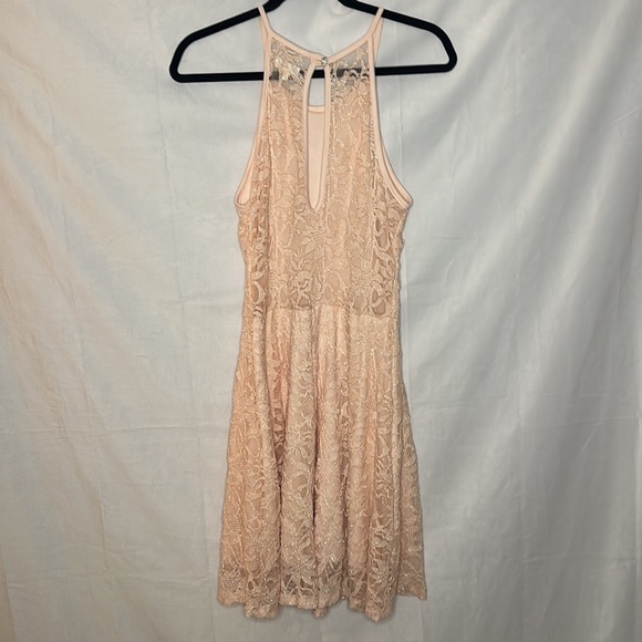 EMERALD SUNDAE PINK LACE FORMAL DRESS (L) - Picture 7 of 7